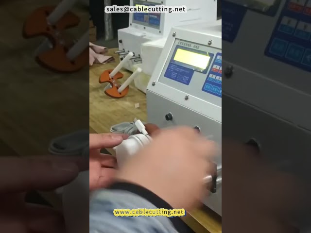 Adatkábel tekercselő és kötöző gép – Automata, gyors, precíz