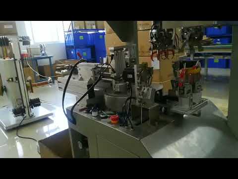 WPM CRT 02SL – Automatikus vágó, tekercselő és kötöző gép 3D nyomtatási fogyóanyagokhoz