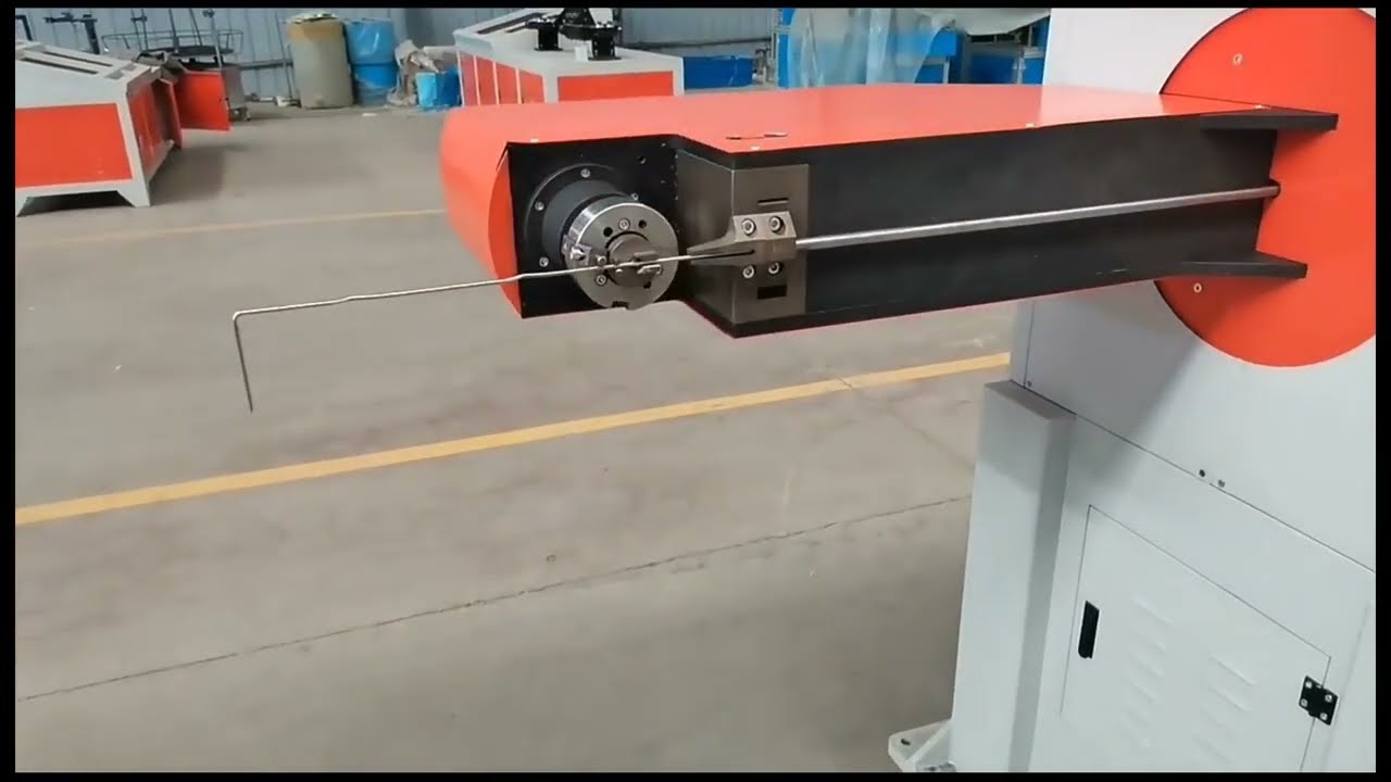 Teljesen automatikus 3D CNC huzalformázó gép motoros letekercselővel